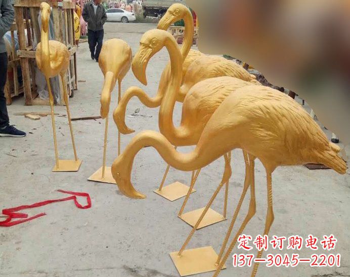 宜宾玻璃钢仿铜火烈鸟雕塑