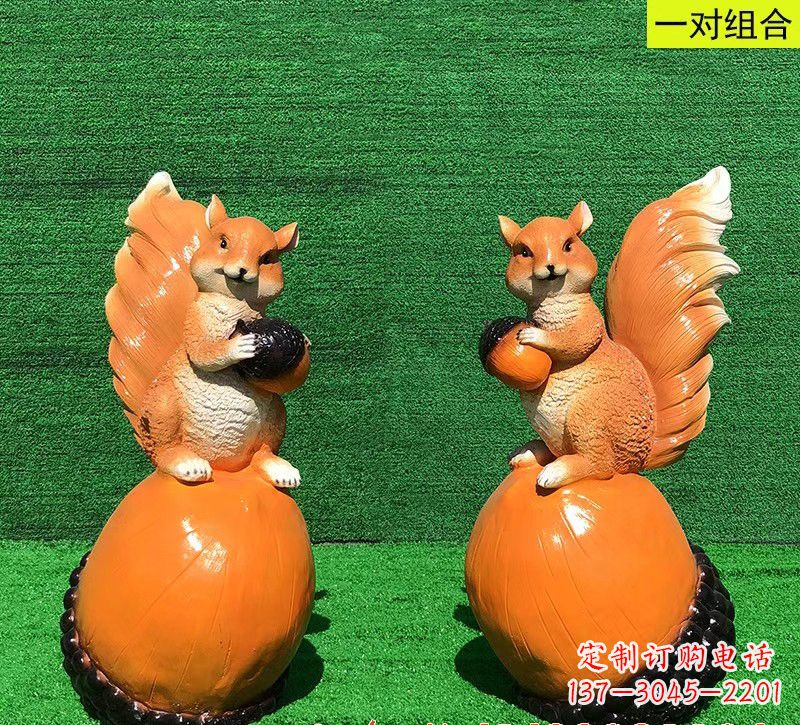 宜宾玻璃钢松鼠雕塑艺术精品
