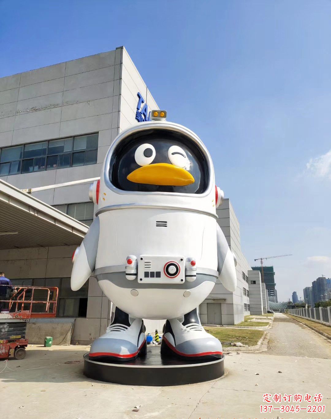 宜宾玻璃钢企鹅雕塑——海洋的象征