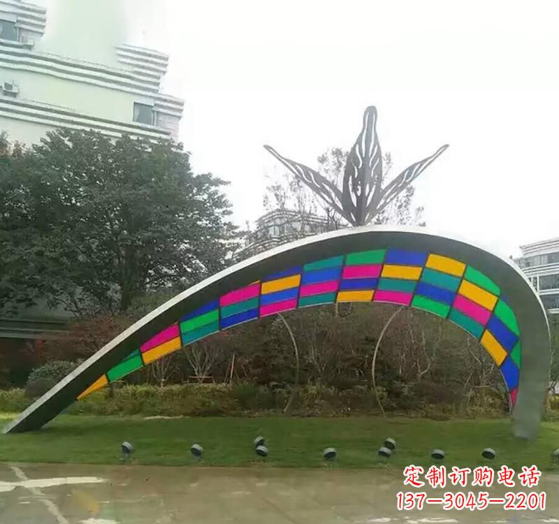 宜宾不锈钢彩色拼接拱门雕塑