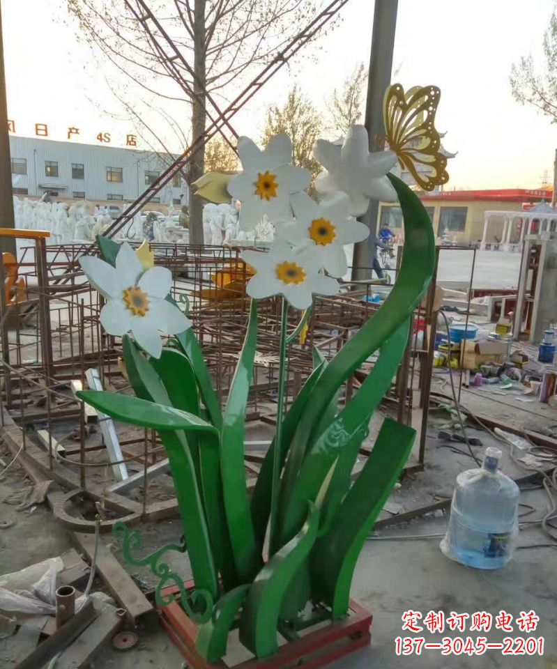宜宾不锈钢之美——紫荆花雕塑