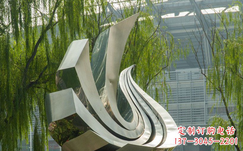 宜宾不锈钢鸽子景观雕塑