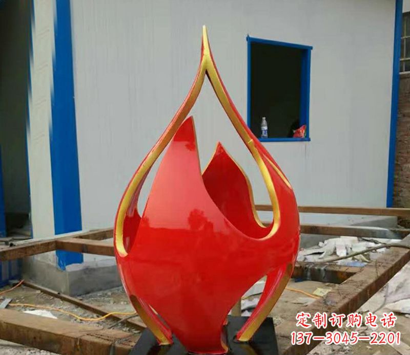 宜宾不锈钢龙雕塑点缀火龙果广场