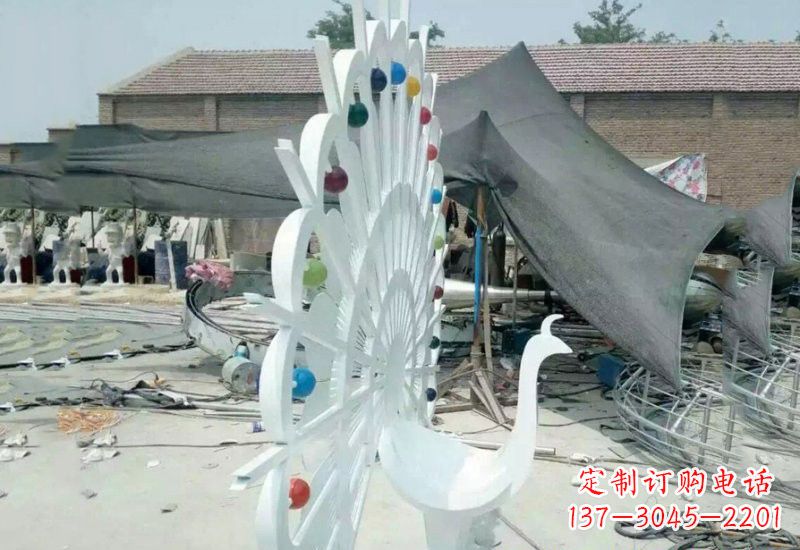 宜宾不锈钢孔雀雕塑精美绝伦
