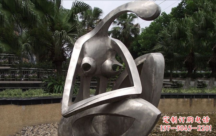 宜宾青春靓丽不锈钢美女人物雕塑