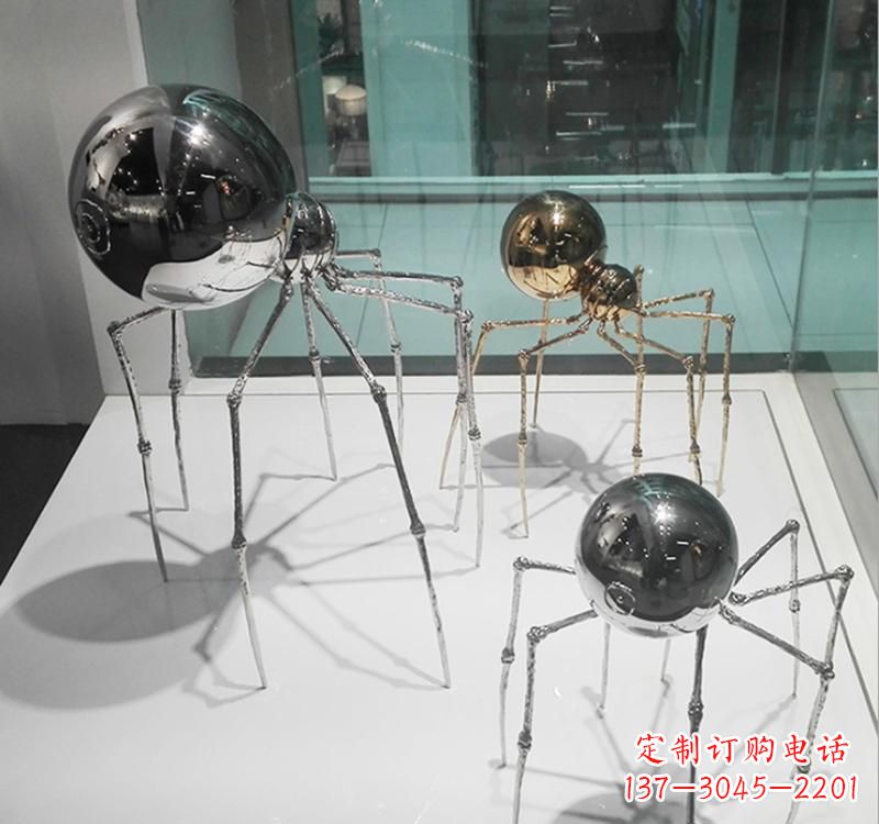 宜宾不锈钢蜘蛛侠雕塑