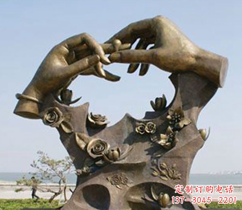 宜宾不锈钢戒指雕塑表达爱的艺术精品