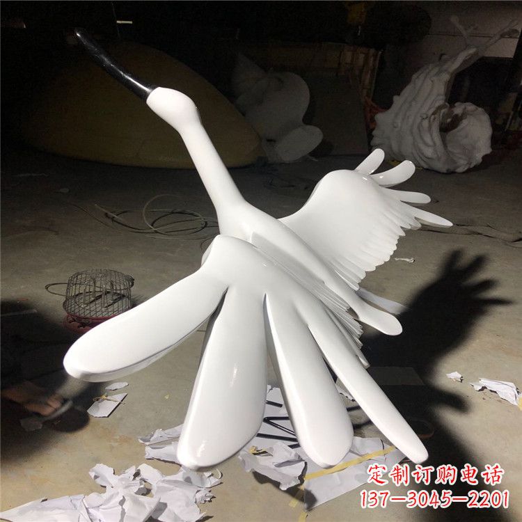 宜宾不锈钢丹顶鹤雕塑