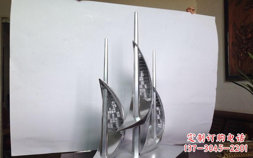 宜宾不锈钢帆船乘风破浪雕塑