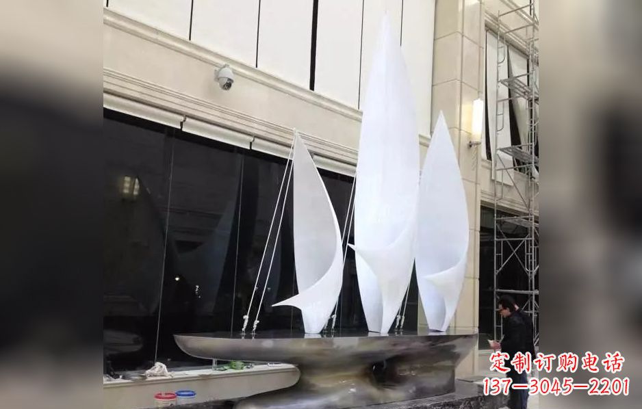宜宾不锈钢帆船广场景观雕塑