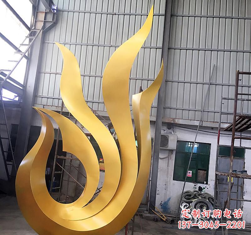 宜宾凤凰雕塑不锈钢仿真艺术的精美体现