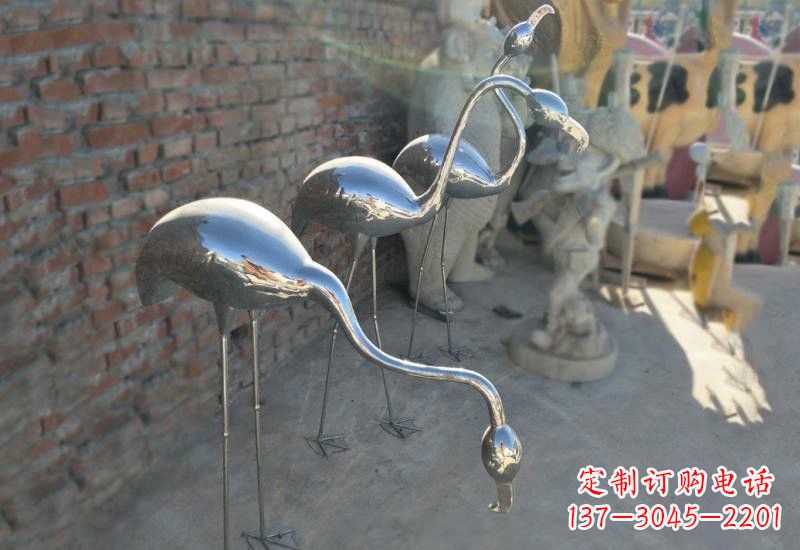 宜宾不锈钢火烈鸟雕塑灿烂耀眼的艺术之作