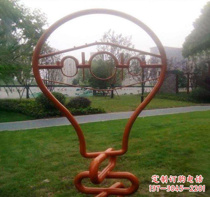 宜宾不锈钢灯泡雕塑点亮城市之美