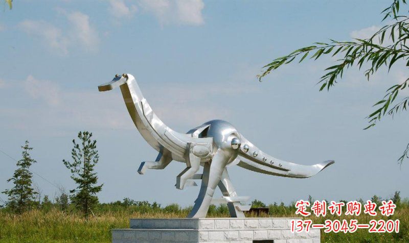 宜宾不锈钢公园动物鸭嘴龙雕塑
