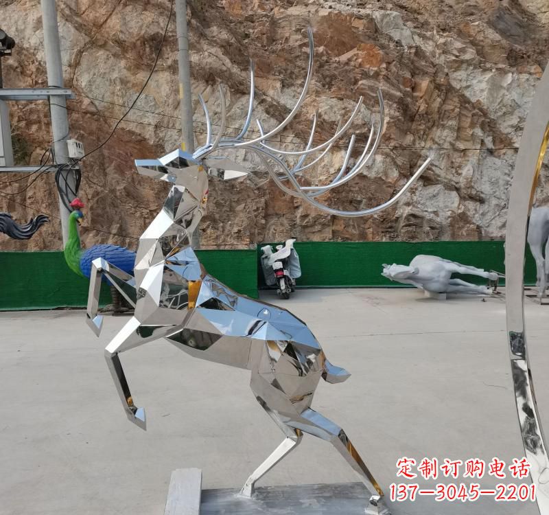 宜宾不锈钢广场梅花鹿雕塑