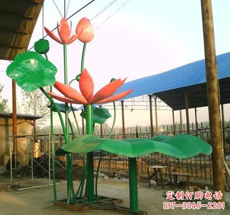 宜宾不锈钢荷花雕塑汲取自然之美