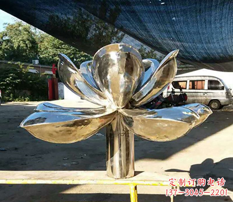 宜宾不锈钢荷花雕塑——彰显小区景观之美