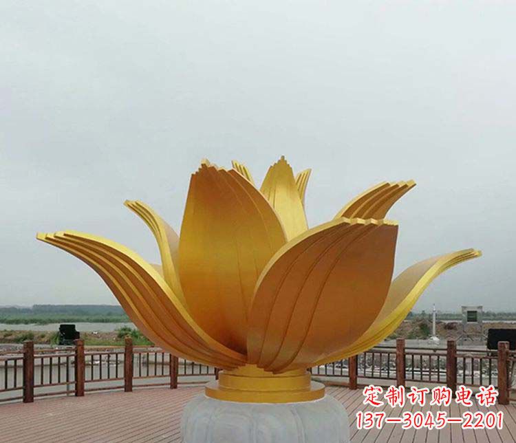 宜宾不锈钢荷花绽放的美丽雕塑
