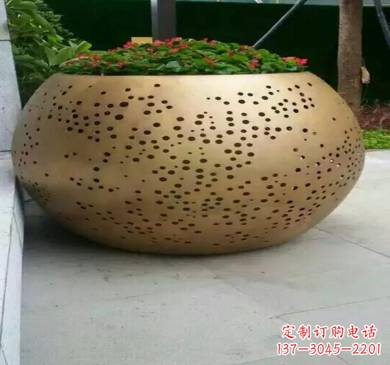 宜宾不锈钢户外花盆雕塑