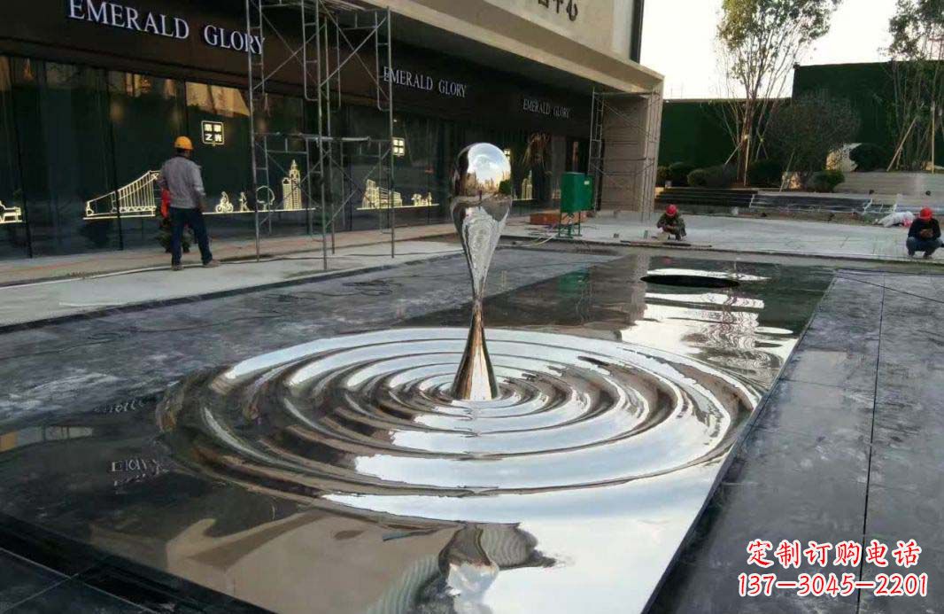 宜宾不锈钢水滴雕塑美丽的艺术表现