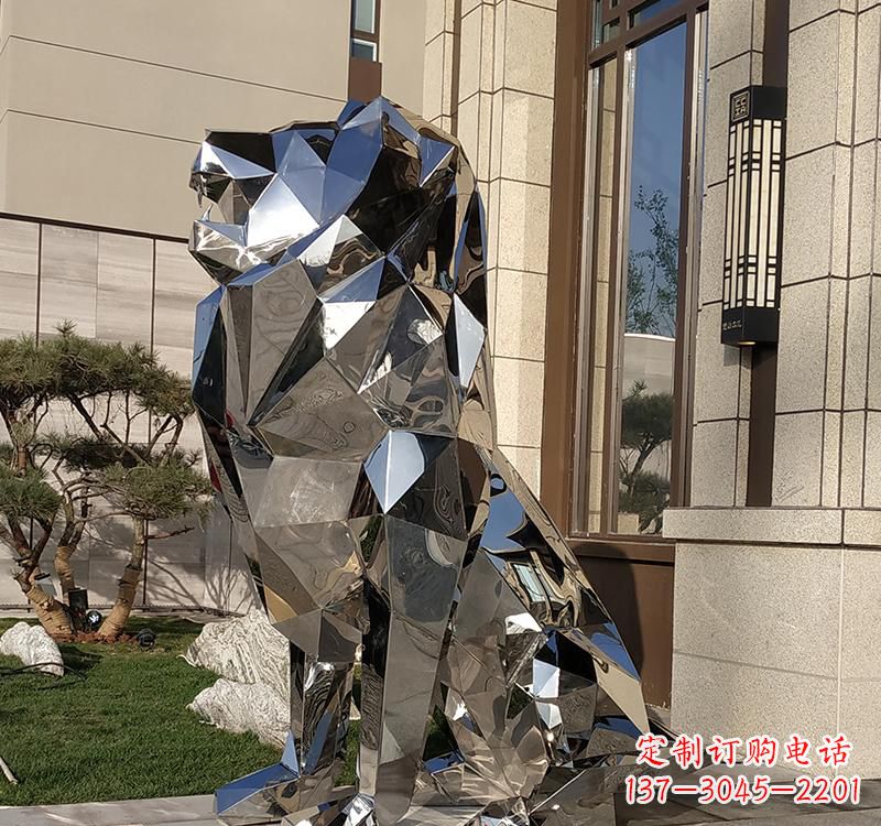 宜宾不锈钢狮子雕塑精美而又富有艺术感