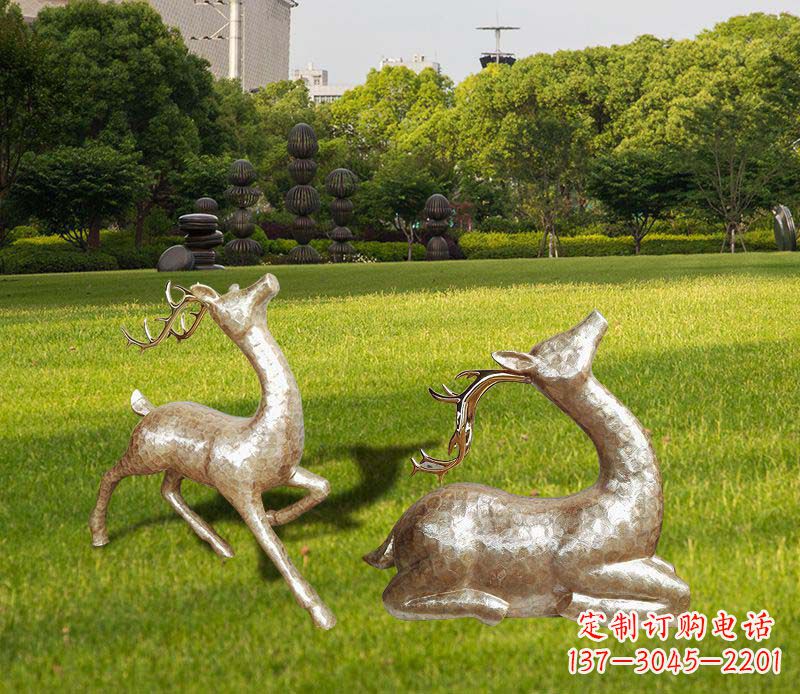 宜宾不锈钢麋鹿雕塑彰显艺术精美