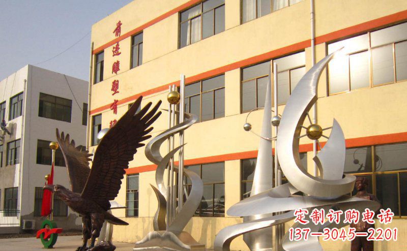 宜宾不锈钢雄鹰雕塑
