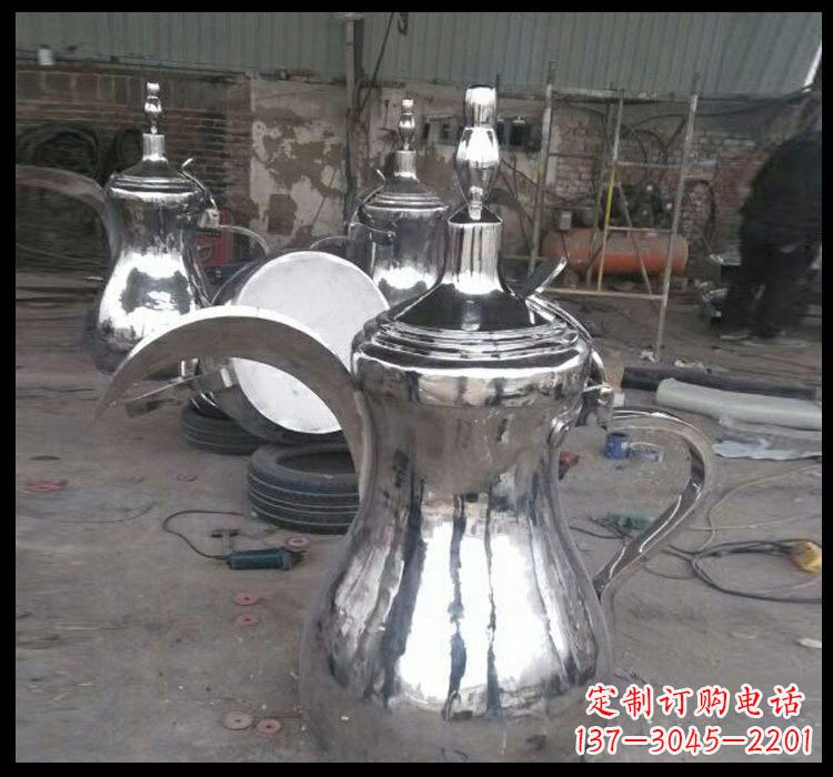 宜宾不锈钢酒壶雕塑传承古典艺术