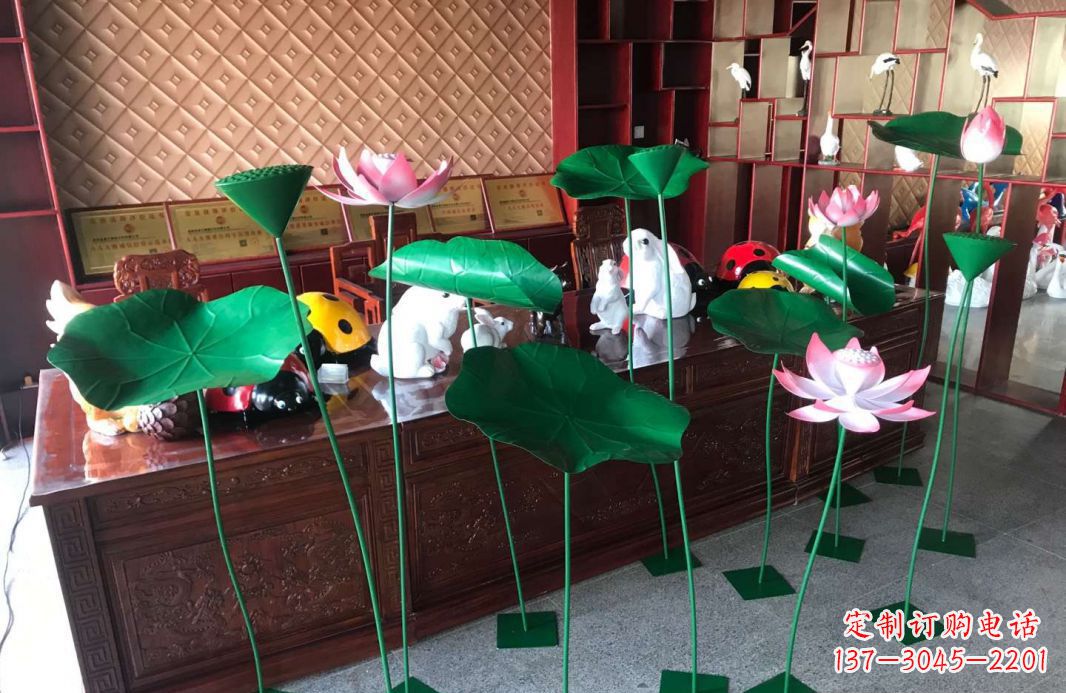 宜宾不锈钢园林荷花荷叶景观雕塑