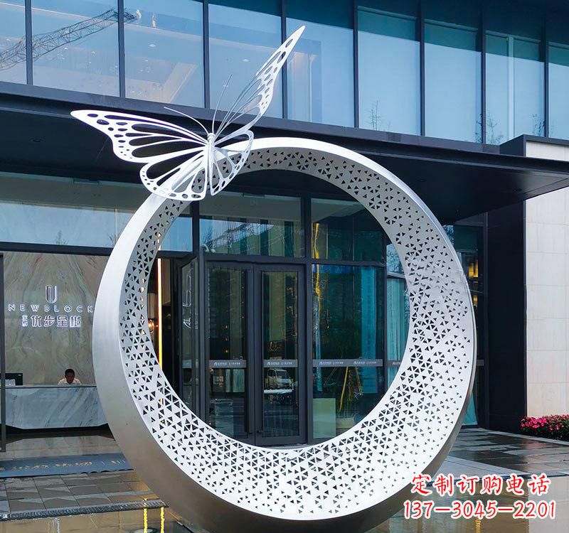宜宾不锈钢园林戒指雕塑精美细腻的艺术品