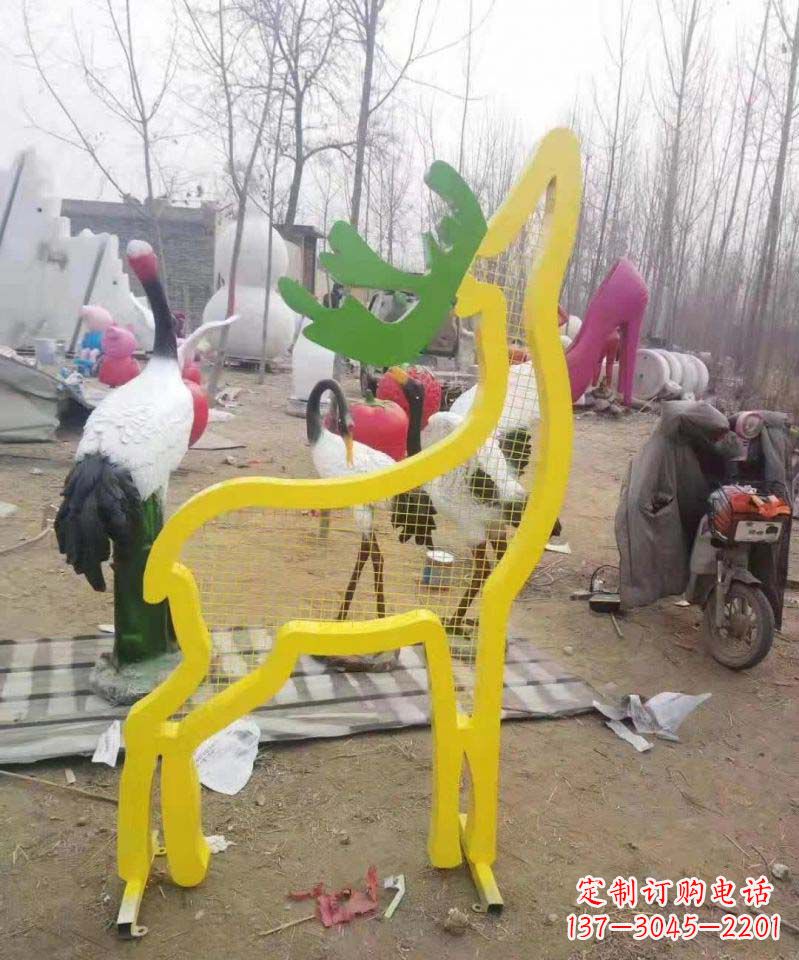 宜宾不锈钢园林造型景观小鹿雕塑