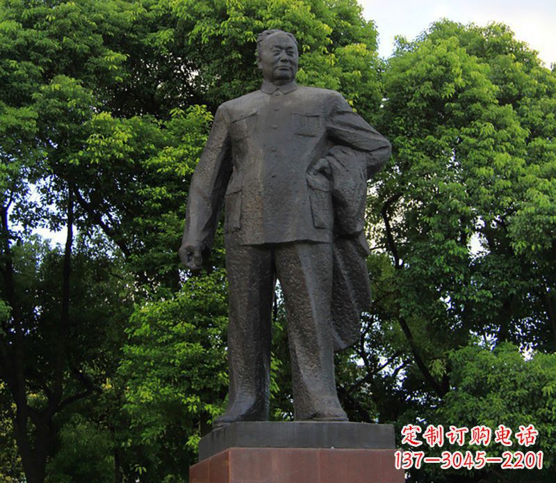 宜宾陈毅元帅铜雕荣耀中国历史的传承
