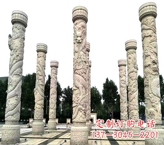 宜宾精美龙柱雕塑,点缀城市广场