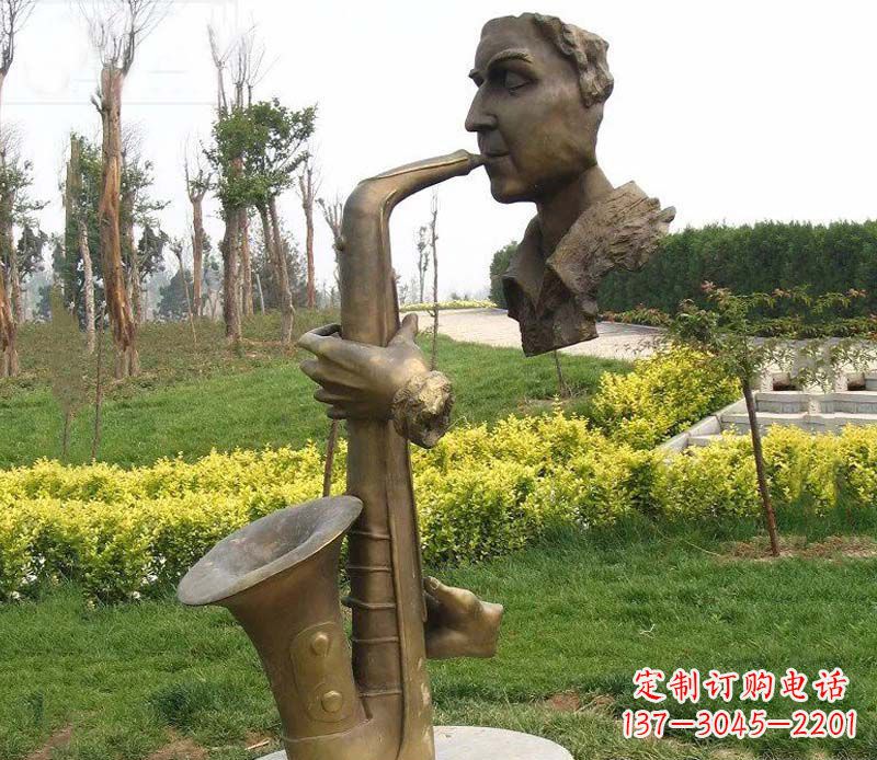 宜宾吹萨克斯铜雕