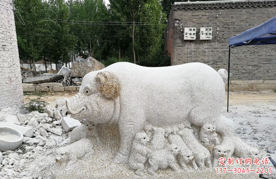 宜宾大理石招财小母猪雕塑公园动物雕塑