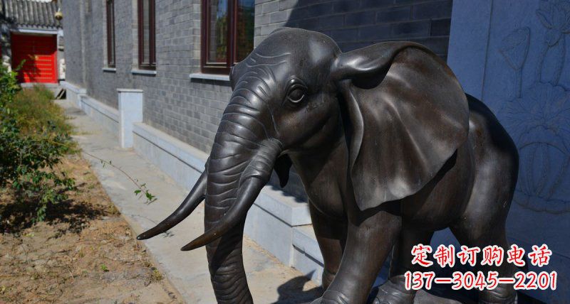 宜宾优雅大象铜雕