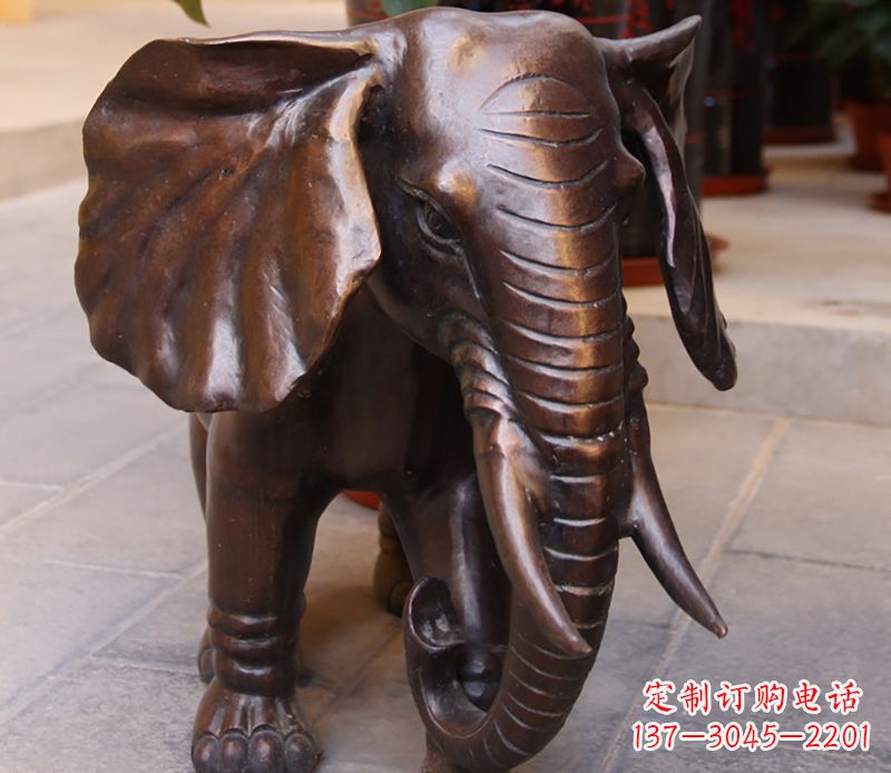 宜宾大象动物铜雕