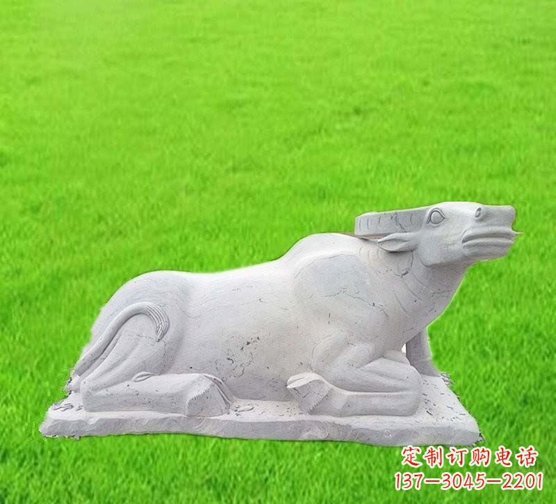 宜宾高品质牛雕塑