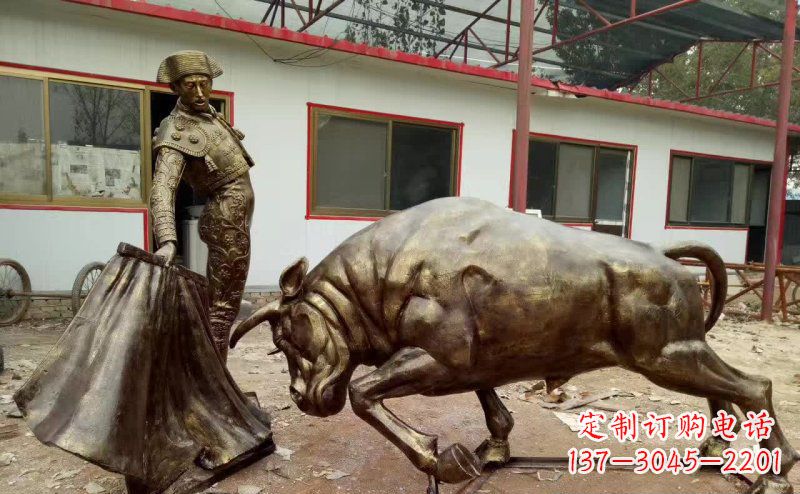 宜宾中领雕塑-装饰艺术级牛雕塑