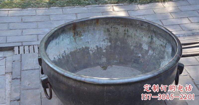 宜宾仿古纹饰铜水缸雕塑