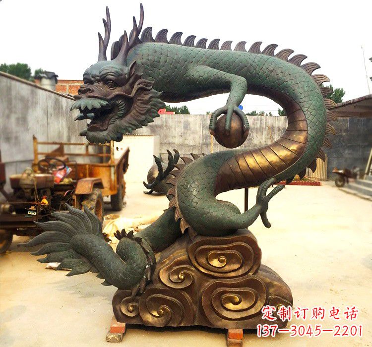宜宾精致铜雕飞龙珠