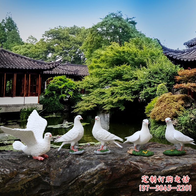 宜宾令人惊艳的鸽子雕塑