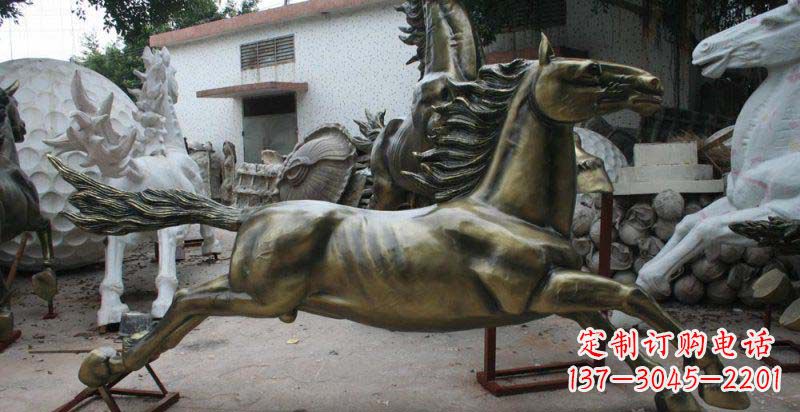 宜宾公园奔跑的马动物铜雕