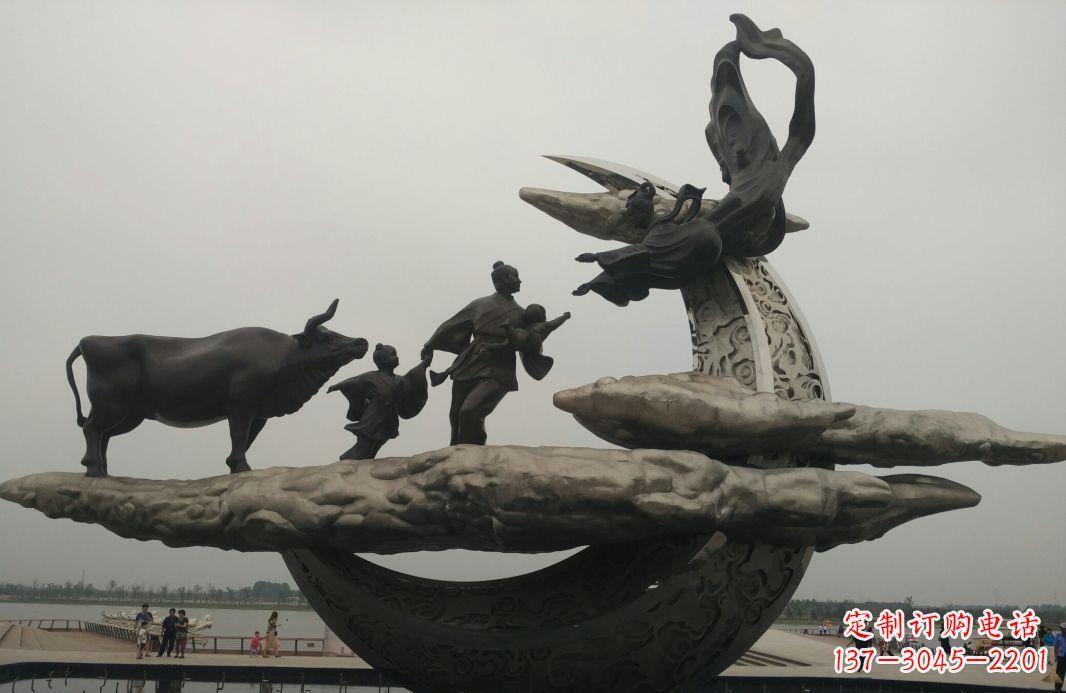 宜宾古典传说景观雕塑牛郎织女