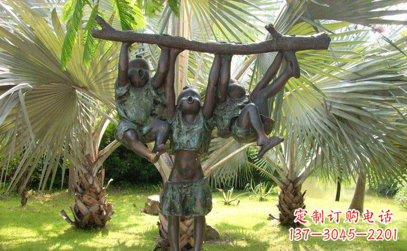 宜宾激发童年梦想的树枝雕塑