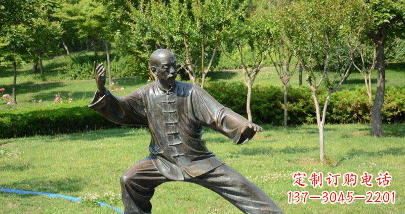 宜宾老人雕塑铜像,展示宁静内涵