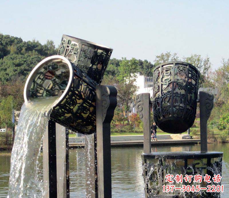 宜宾精美的铜制公园水缸喷泉雕塑