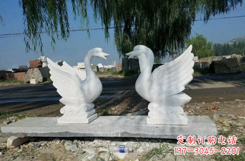 宜宾公园天鹅石雕