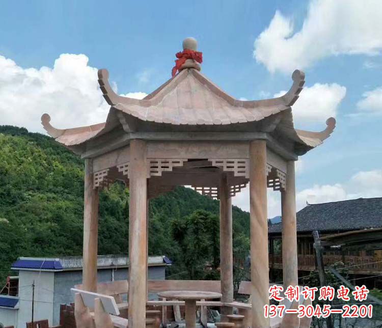 宜宾一流的公园晚霞红六角石雕凉亭
