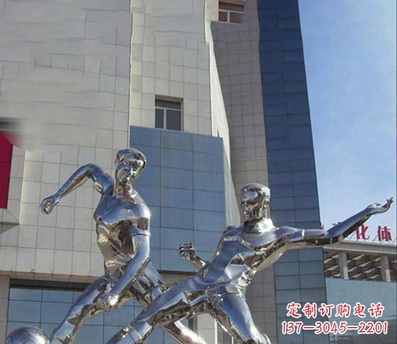 宜宾中领雕塑:专业的足球运动雕塑定制
